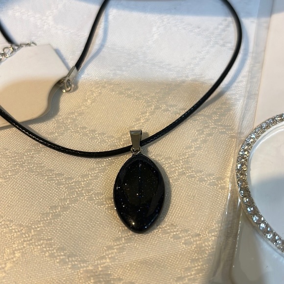 NWT Tahari Handbag & Wristlet Wallet . Spiked Boots Ring,Bagcharm,neckla… - Picture 10 of 15